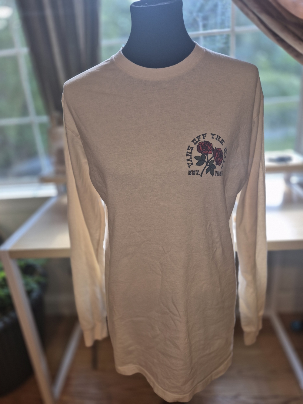 Vans Mens Medium Cream Long-Sleeve Tee with Rose Chest Graphic